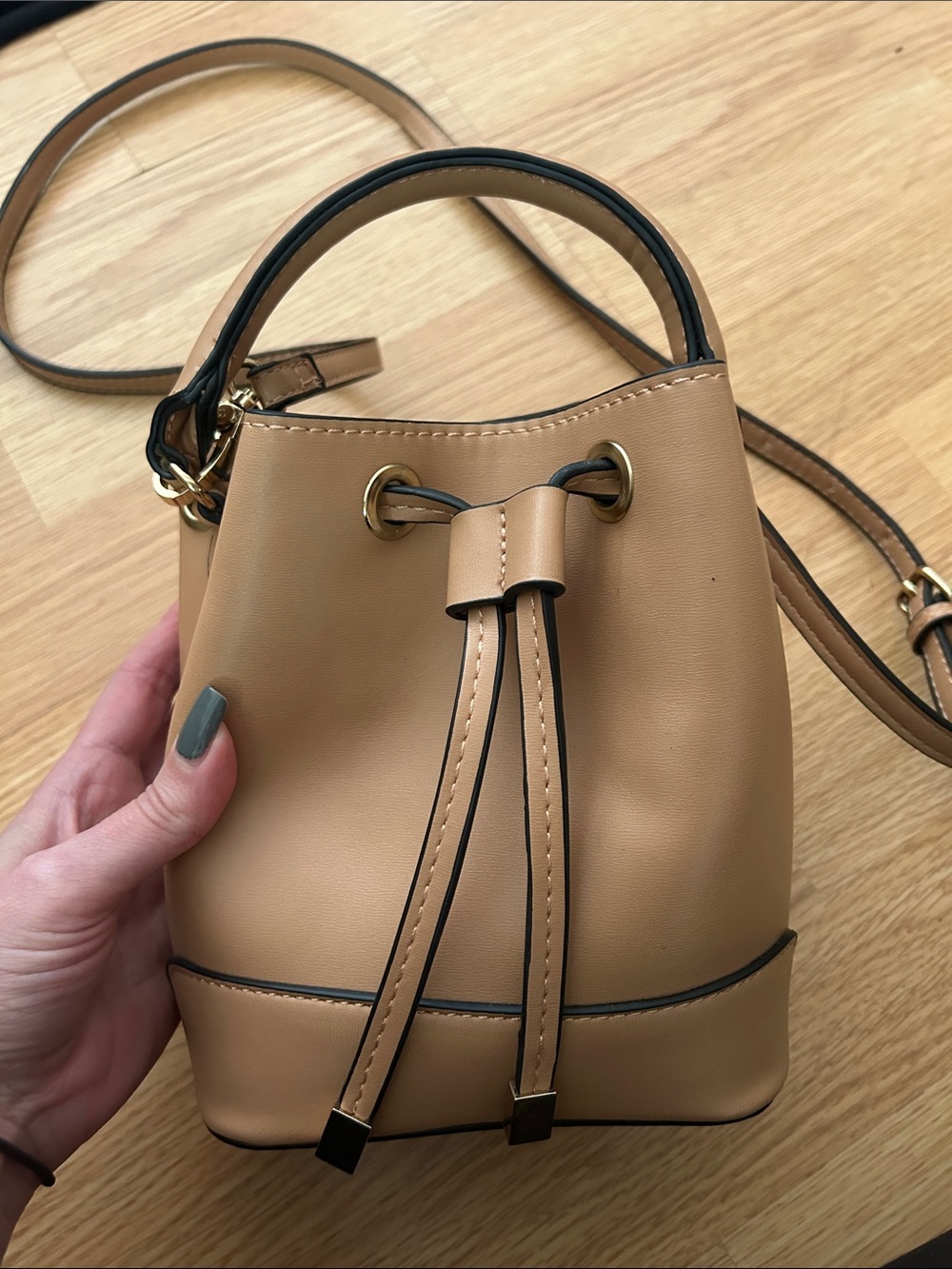 Forever 21 drawstring shoulder bag